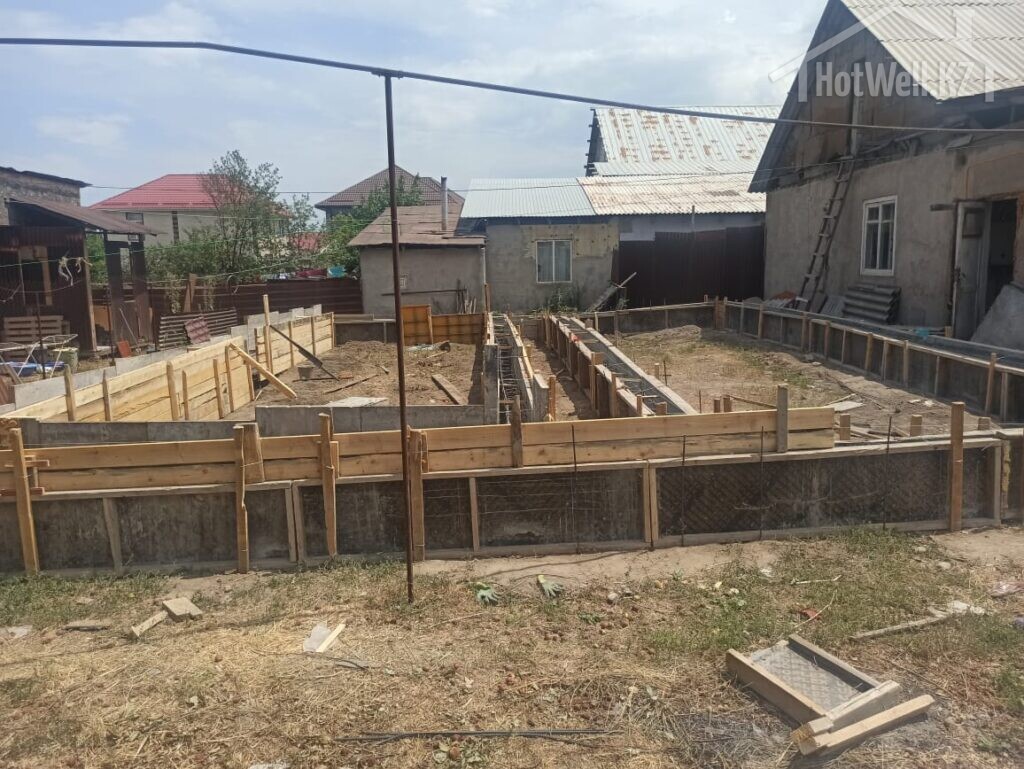заливаем фундамент