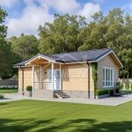 Проект дома «Б-88» из СИП-панелей, 88 м² — одноэтажный дом с жёлтым сайдингом, каменным цоколем и крыльцом | HotWell.KZ