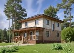 Проект дома «Б-131» из СИП-панелей, 131 м² — двухэтажный дом, штукатурка и кирпич, деревянная терраса | HotWell.KZ