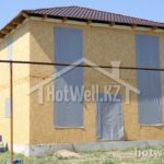 Проект дома «И-127» из СИП-панелей, 127 м² — двухэтажный дом из сип-панелей с коричневой вальмовой кровлей | HotWell.KZ