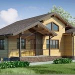 Проект дома «Т-191» из СИП-панелей, 191 м² — одноэтажный дом с мансардой, деревянным фасадом, коричневой крышей и террасой | HotWell.KZ