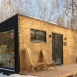 Проект дома «С-24» из СИП-панелей, 24 м² — одноэтажный дом с деревянным фасадом и панорамными окнами | HotWell.KZ