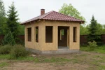 Беседка «Р-28», 28 м², 1 этаж, в черновой отделке: конструкция из СИП-панелей OSB-3, вальмовая кровля из металлочерепицы, проёмы без окон и дверей