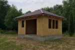 Беседка «С-27», 27 м², 1 этаж, в черновой отделке: конструкция из СИП-панелей OSB-3, вальмовая кровля из металлочерепицы, проёмы без окон и дверей