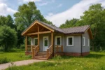 Проект дома «Д-54» из СИП-панелей, 54 м² — одноэтажный дом с серым фасадом, коричневой крышей и крытым крыльцом | HotWell.KZ