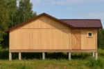 Проект дома «Е-98» из СИП-панелей, 98 м² — одноэтажный дом с деревянным фасадом и коричневой крышей | HotWell.KZ