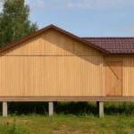 Проект дома «Е-98» из СИП-панелей, 98 м² — одноэтажный дом с деревянным фасадом и коричневой крышей | HotWell.KZ