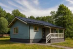 Проект дома «Ф-58» из СИП-панелей, 58 м² — одноэтажный дом с голубым фасадом, черной крышей и крыльцом | HotWell.KZ