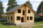 Дом «М-151В», 151 м², 1.5 этажа, в черновой отделке: коробка из СИП-панелей OSB-3, двускатная кровля из металлочерепицы, проёмы без окон и дверей, в проёмах видны сосновые балки перекрытия