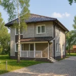 Проект дома «М-158» из СИП-панелей, 158 м² — двухэтажный дом с серым фасадом, коричневой крышей и крытым крыльцом | HotWell.KZ