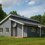 Проект дома «М-181» из СИП-панелей, 181 м² — одноэтажный дом с серым фасадом и темной крышей | HotWell.KZ