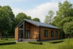 Проект дома «Н-85» из СИП-панелей, 85 м² — одноэтажный дом с деревянным фасадом, серой крышей и террасой | HotWell.KZ