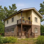 Проект дома «З-173» из СИП-панелей, 173 м² — двухэтажный дом с бежевым фасадом, коричневым кирпичом и балконом | HotWell.KZ