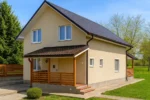 Проект дома «З-184» из СИП-панелей, 184 м² — двухэтажный дом с бежевым фасадом, коричневой крышей и крыльцом | HotWell.KZ