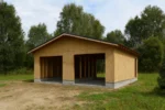 Дом «А-90», 90 м², 1 этаж, в черновой отделке: коробка из СИП-панелей OSB-3, двускатная кровля из металлочерепицы, проёмы без окон и дверей